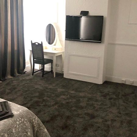 罗奇福德Ac Lounge 125公寓 外观 照片