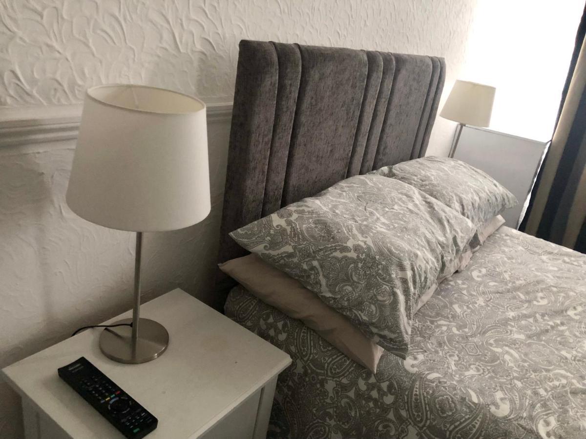 罗奇福德Ac Lounge 125公寓 外观 照片