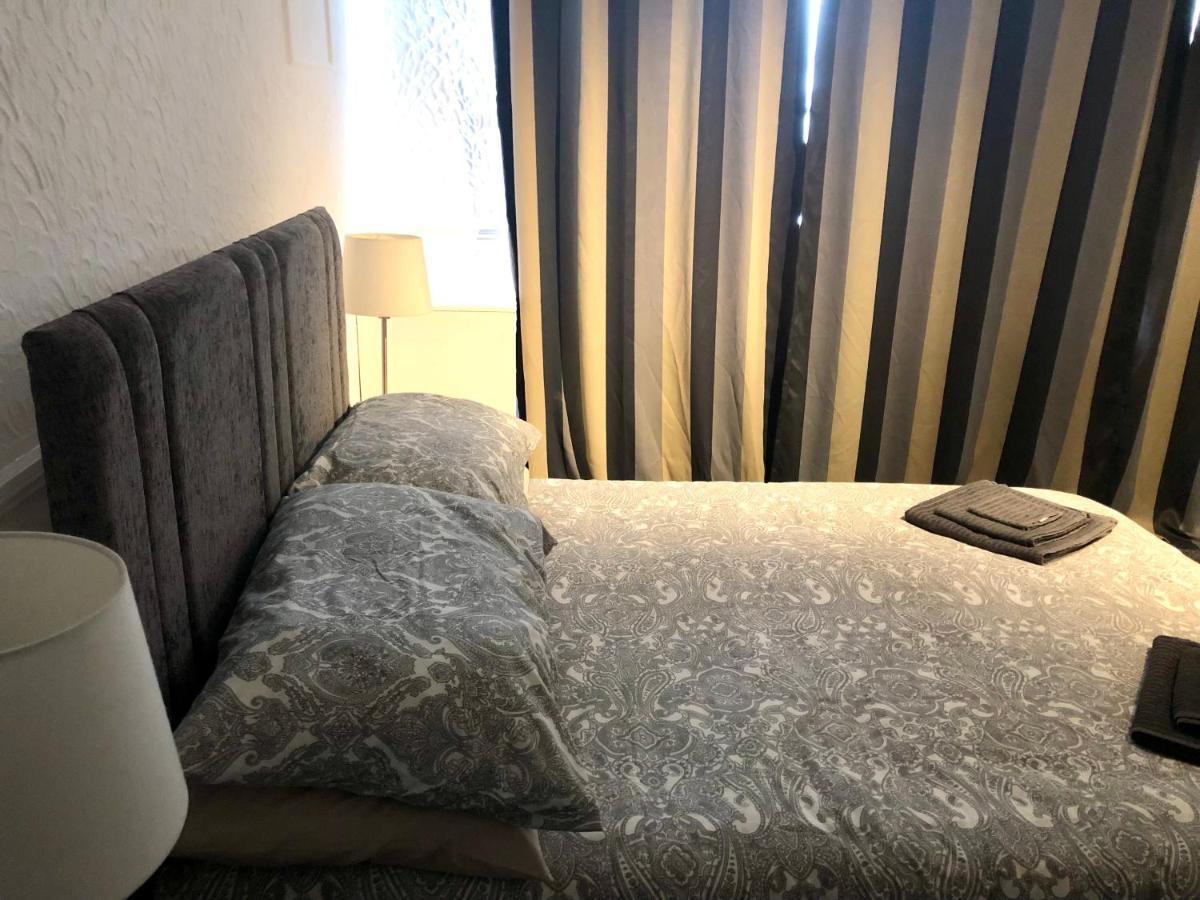 罗奇福德Ac Lounge 125公寓 外观 照片